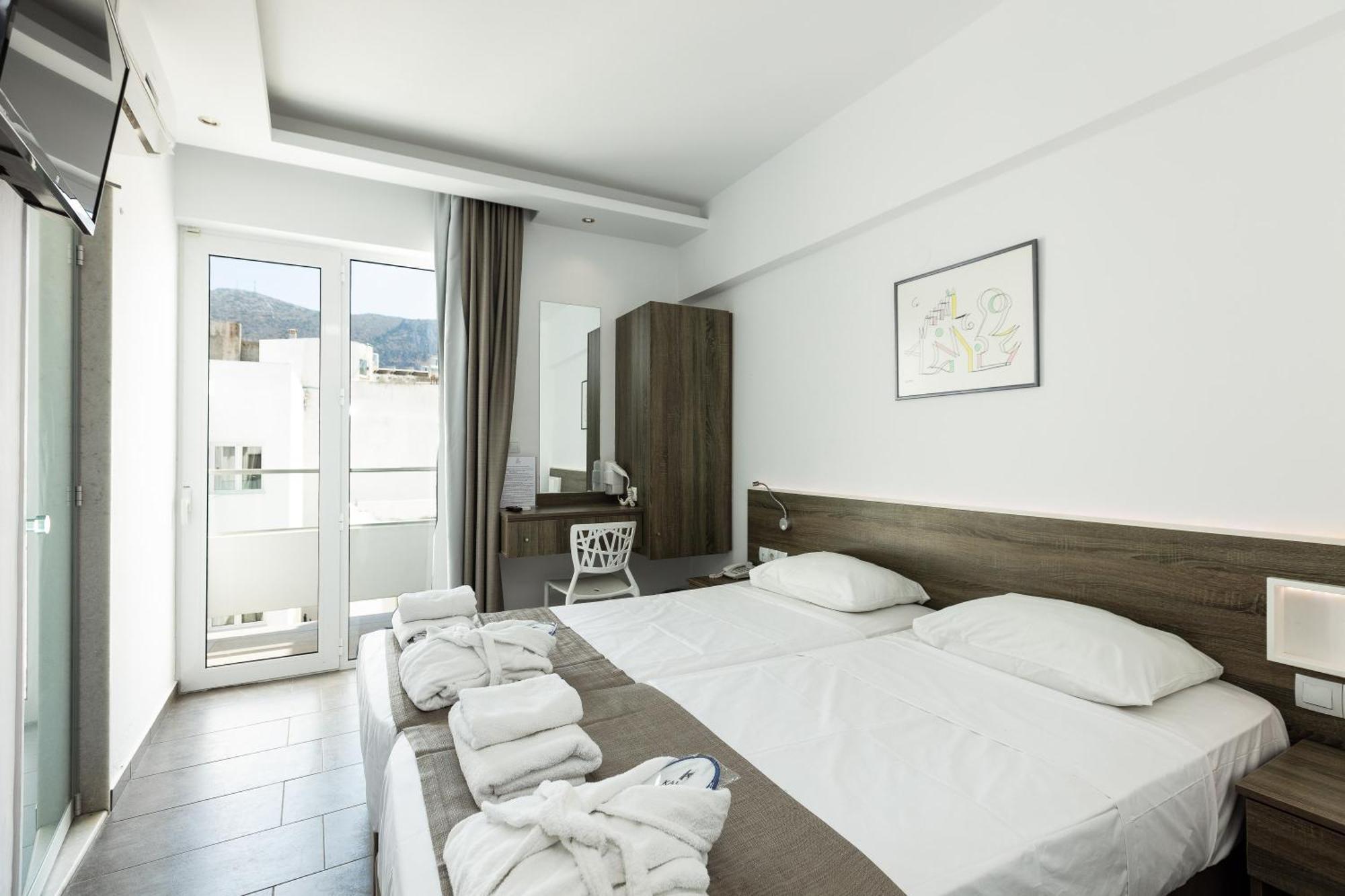 Standard Room,1273256977:JPEG